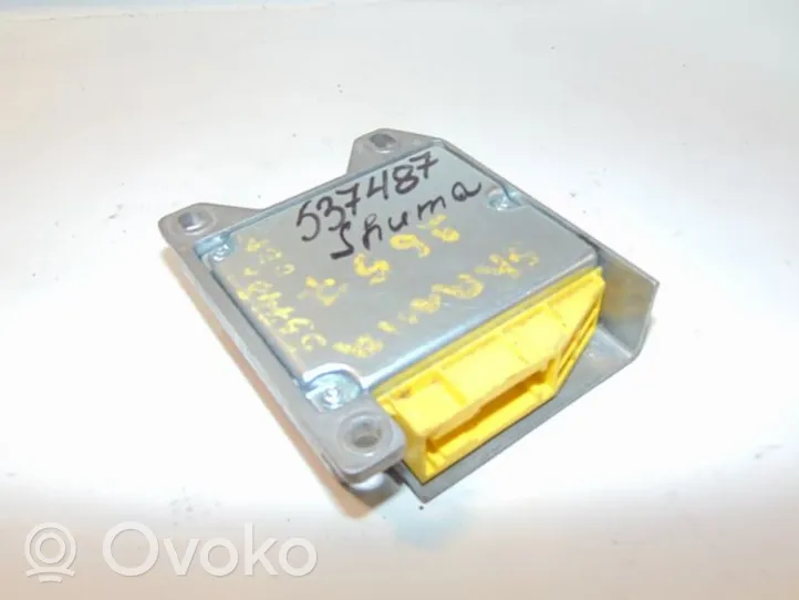 KIA Shuma Oro pagalvių valdymo blokas 0K2AA677F0A