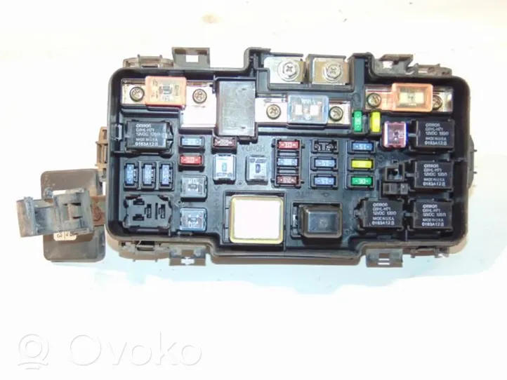 Honda Element Fuse module 38250SCVA11