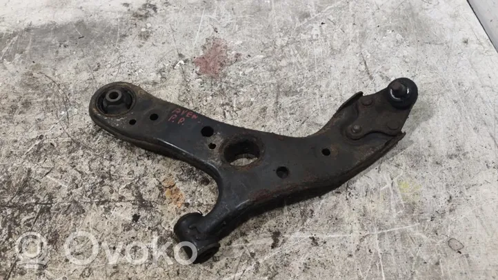 Toyota Avensis T270 Fourchette, bras de suspension inférieur avant 4806805090