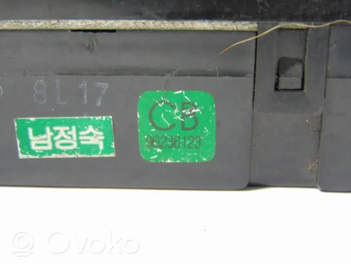 Daewoo Lanos Kello 96236123