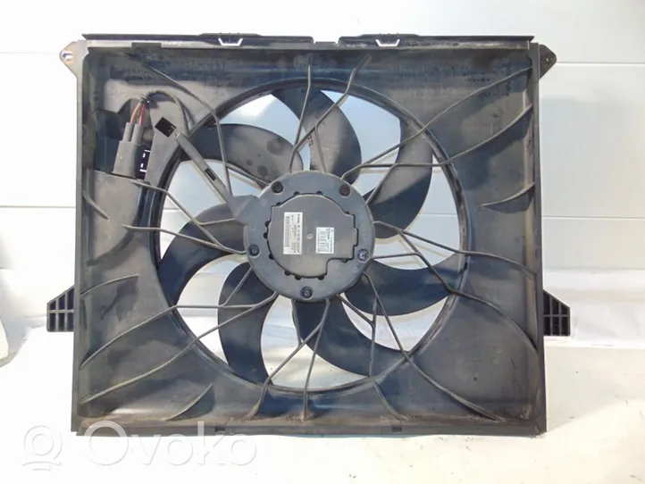 Mercedes-Benz R W251 Ventilateur de refroidissement de radiateur électrique A1645000493