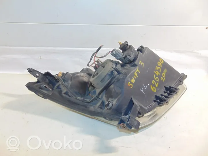 Suzuki Swift Lampa przednia 3532062J11