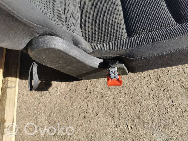 Volkswagen Touran I Juego del asiento 