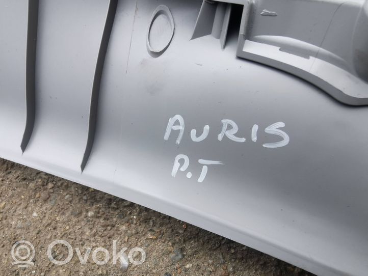 Toyota Auris E180 C-pilarin verhoilu 62476-02030