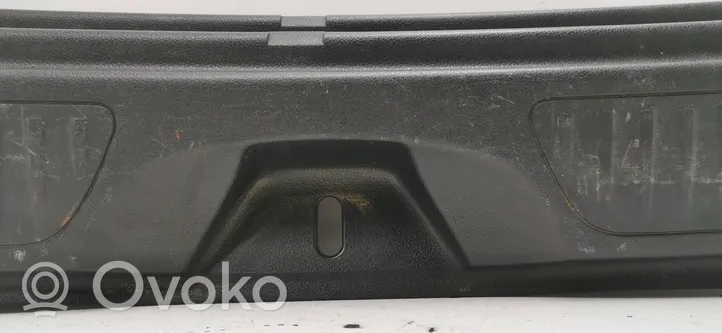 Mercedes-Benz B W246 W242 Bagāžnieka sliekšņa dekoratīvā apdare A2466902641