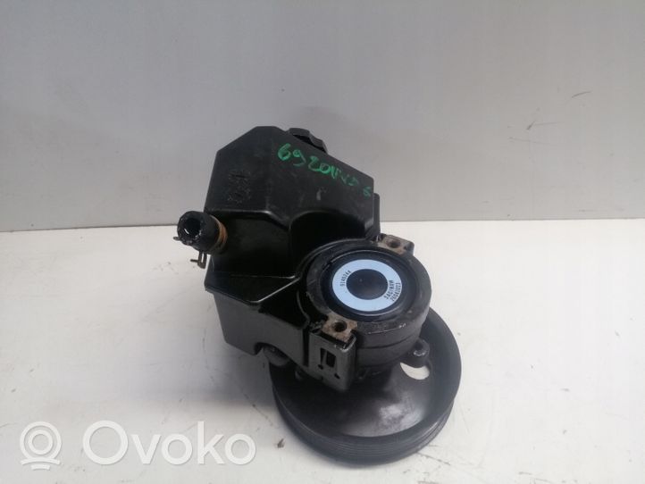 Renault Safrane Power steering pump 9140244