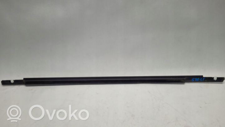 Volvo S90, V90 Takana lasiverhoilu 