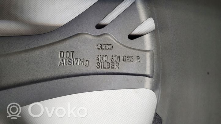 Audi RS6 C7 R22-alumiinivanne 4K0601025S