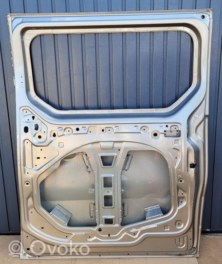 Opel Vivaro Rear door 