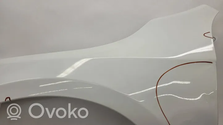 Volvo V60 Błotnik przedni 