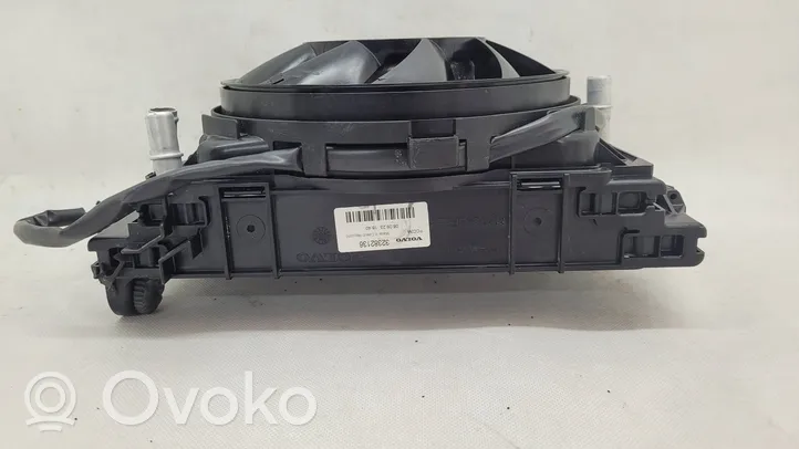 Volvo XC90 Radiatore opzionale 32382136