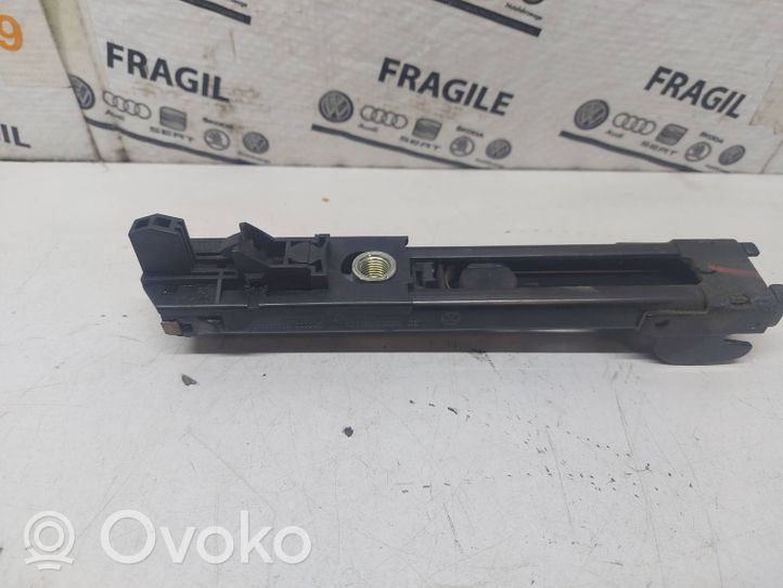 Volkswagen Golf V Turvavyön säätökisko 1T0857819