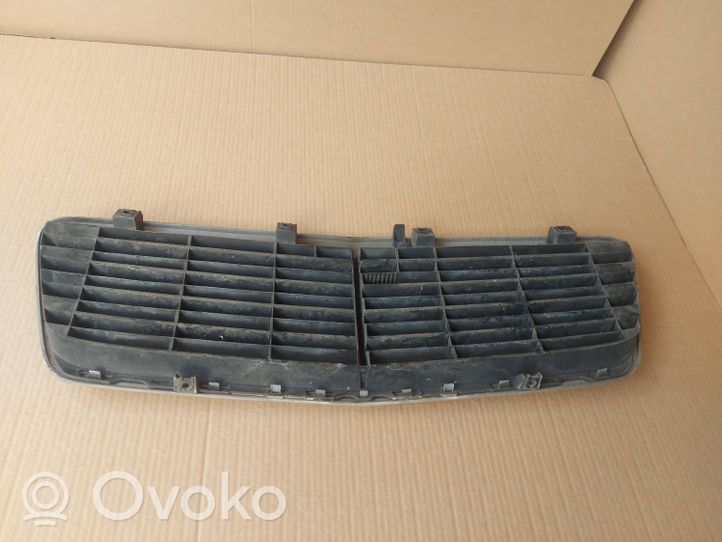 Mercedes-Benz CLK A208 C208 Grille calandre supérieure de pare-chocs avant 771500002