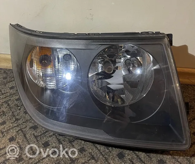 Volkswagen Crafter Lampa przednia 2E1941005