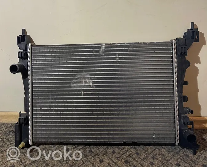 Opel Corsa D Radiateur de refroidissement 1300339