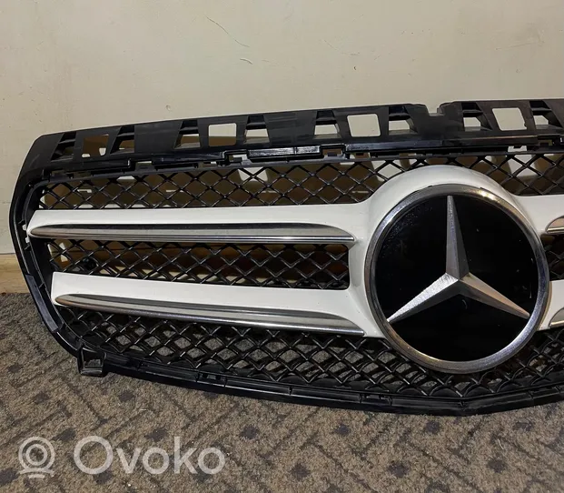 Mercedes-Benz A W176 Front bumper upper radiator grill A1768880260