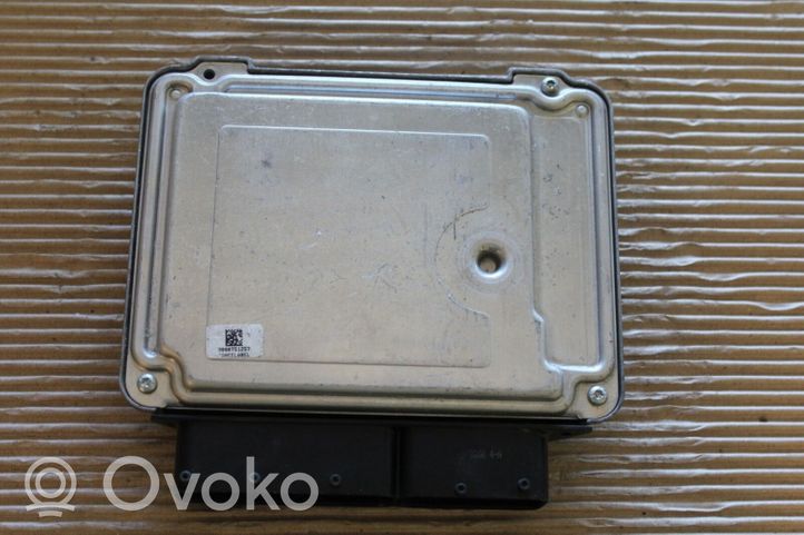 Volkswagen Touran I Calculateur moteur ECU 03G906021KF