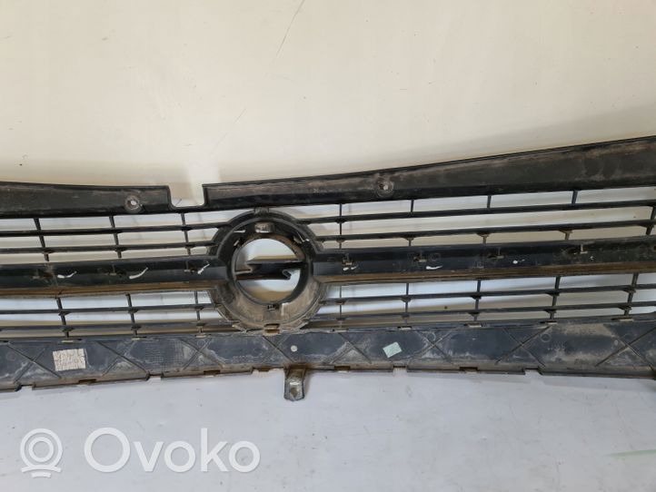 Opel Movano A Griglia superiore del radiatore paraurti anteriore 8200233763