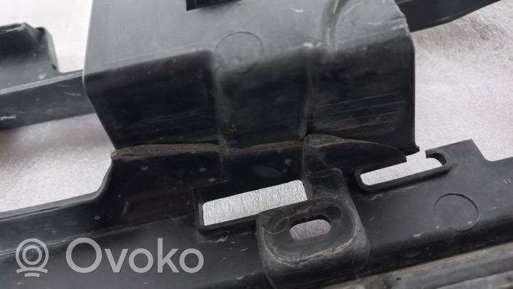 Citroen C4 II Picasso Atrapa chłodnicy / Grill 9814296480