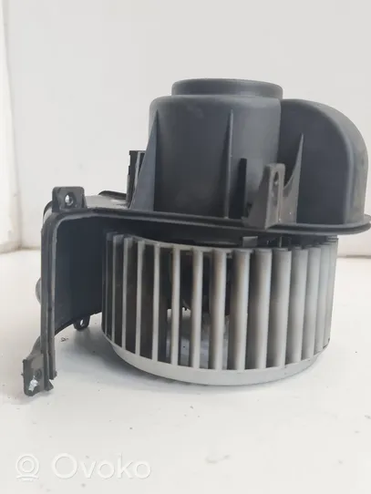 Volkswagen Touareg I Soplador/ventilador calefacción 17360057