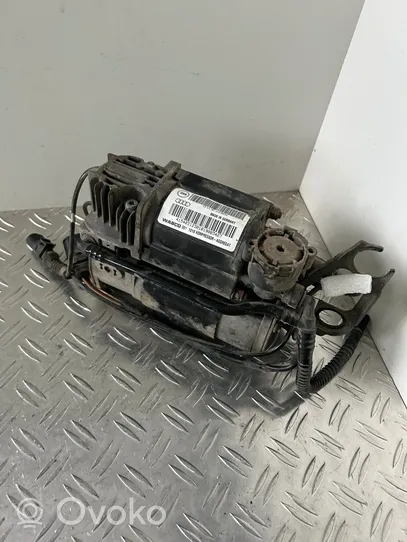 Audi Q7 4L Compressore/pompa sospensioni pneumatiche 7L8616006E