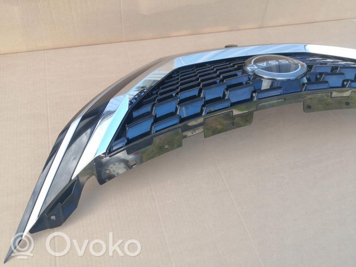 Nissan Qashqai J12 Grille calandre supérieure de pare-chocs avant 623106UA     BAX