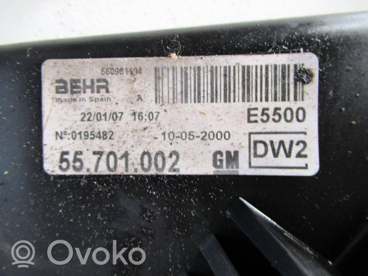 Opel Corsa D Ventilatore di raffreddamento elettrico del radiatore 55701002