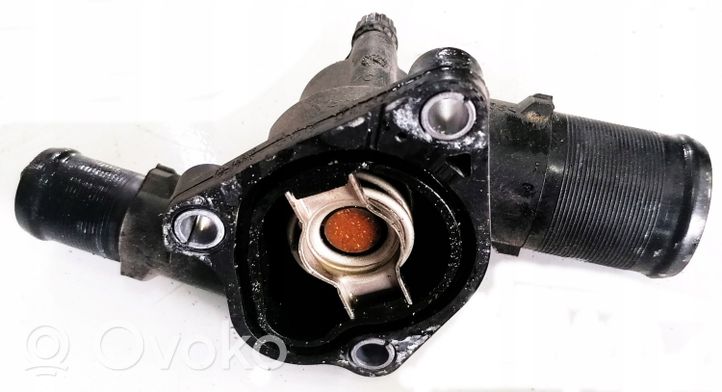 Renault Twingo II Boîtier de thermostat / thermostat 8200660882