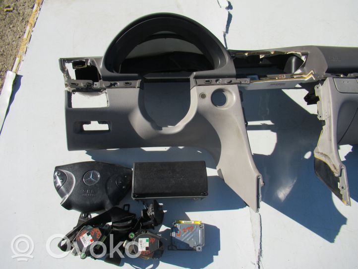 Mercedes-Benz E W211 Set airbag con pannello 