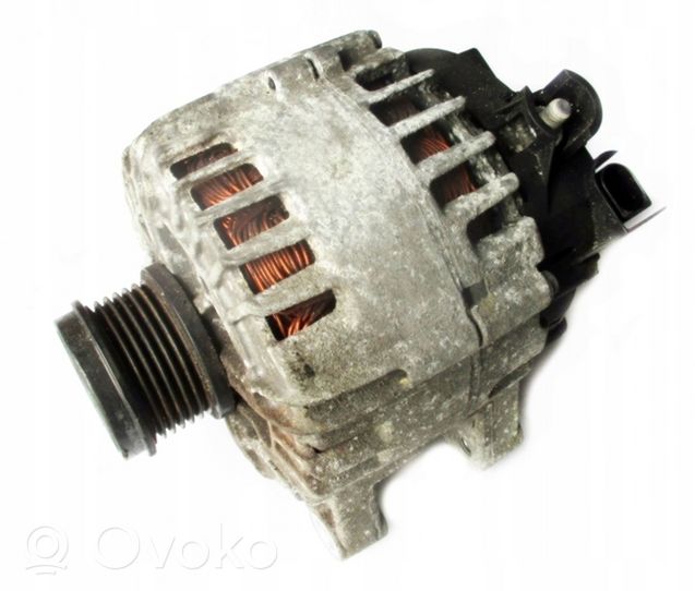 Mazda 5 Generatore/alternatore TG15C183