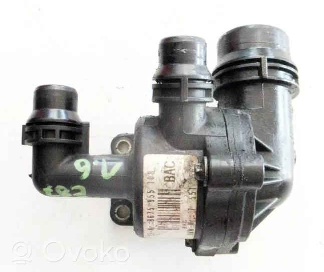 BMW 1 E81 E87 Alloggiamento termostato 