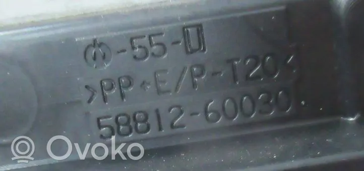 Toyota Land Cruiser (J120) Keskikonsoli 5881260030