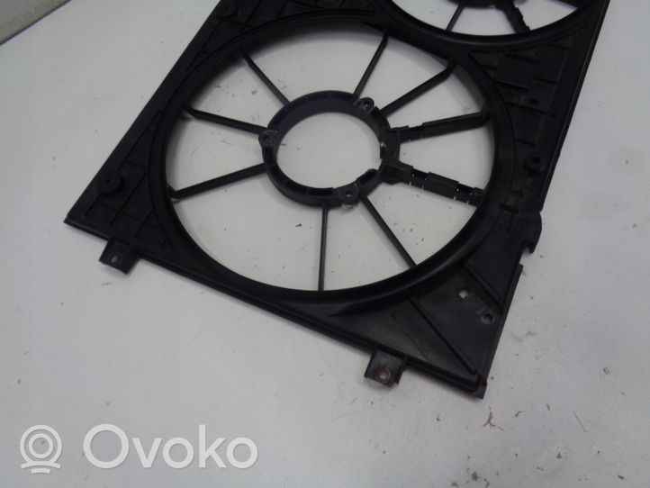 Seat Leon (1P) Convogliatore ventilatore raffreddamento del radiatore 1K0121207AD