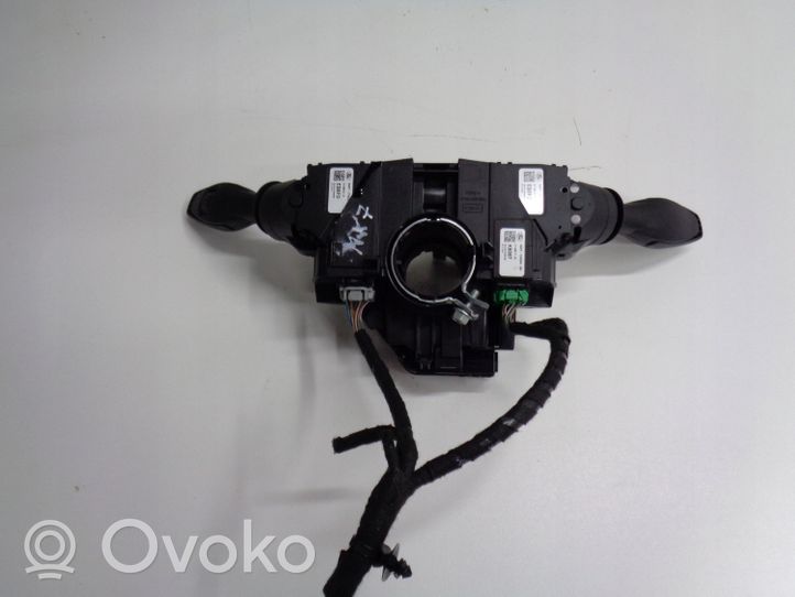 Ford Fiesta Pyyhkimen/suuntavilkun vipukytkin 8A6T13N064BH