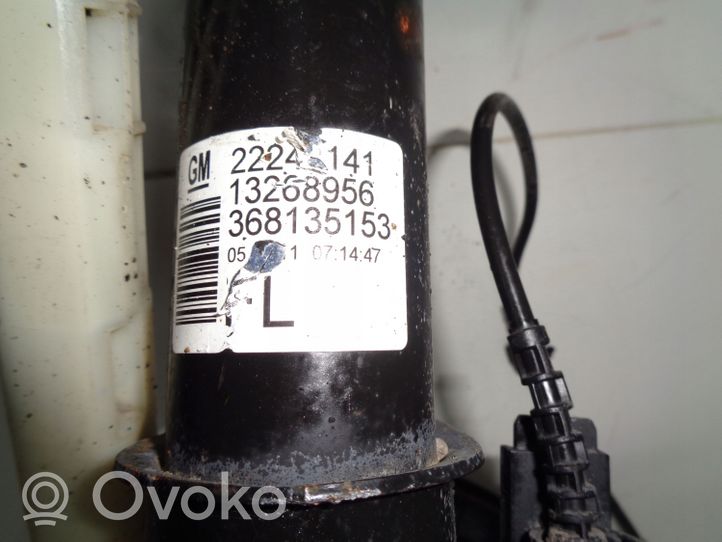 Opel Meriva B Zwrotnica koła przedniego 13268956777