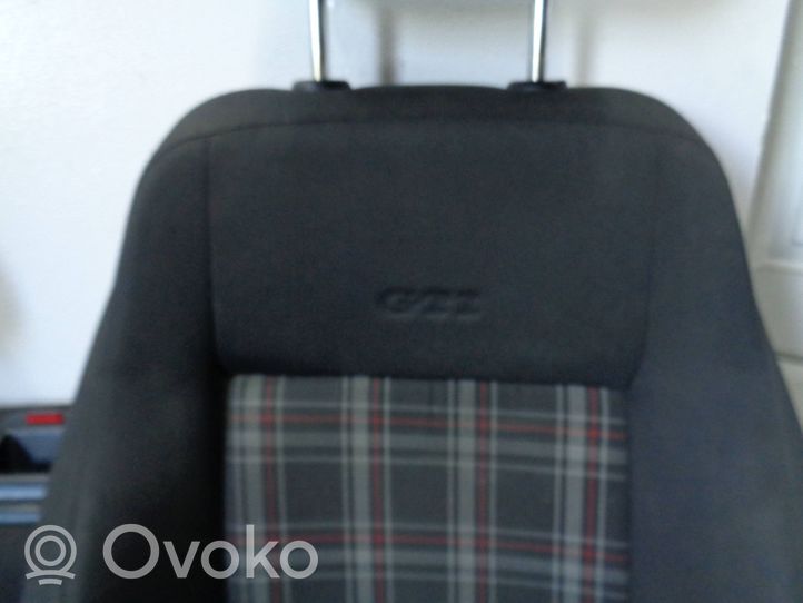 Volkswagen Polo V 6R Seat set 