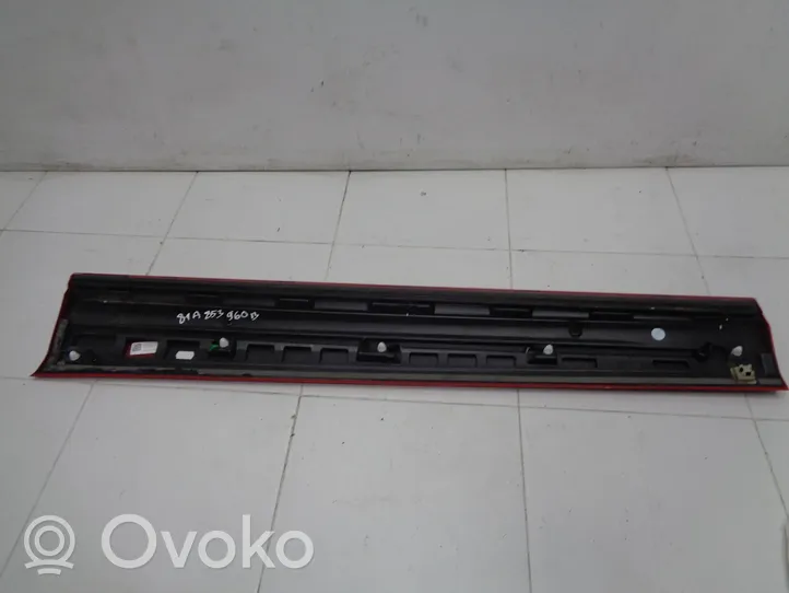 Audi Q2 - Etuoven lista (muoto) 81A853960B