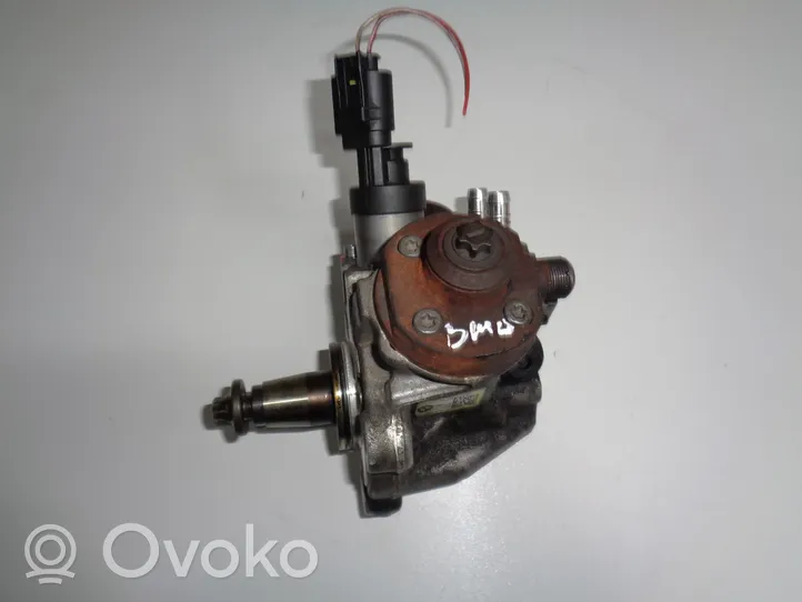 BMW 5 F10 F11 Polttoaineen ruiskutuksen suurpainepumppu 7800123