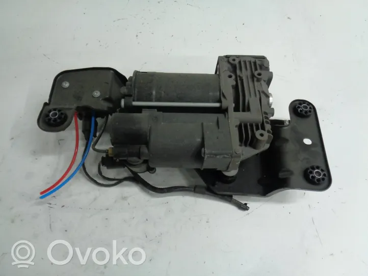 BMW X6 E71 Ilmajousituksen kompressoripumppu 6775479