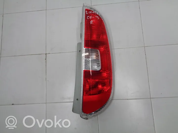 Skoda Roomster (5J) Lampa tylna 5J7945096