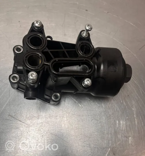 Volkswagen Golf VI Supporto di montaggio del filtro dell’olio 