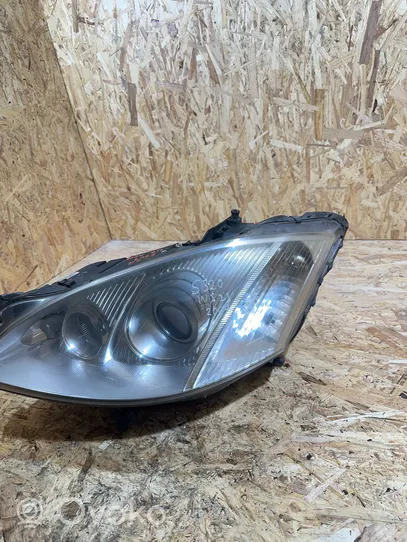 Mercedes-Benz S W221 Lampa przednia A2218207761