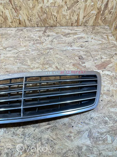 Mercedes-Benz S W220 Grille de calandre avant A2208800583