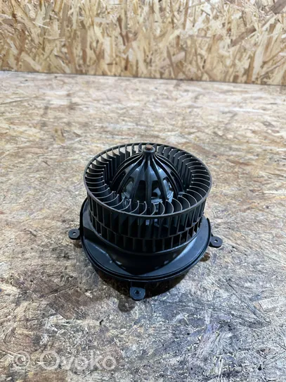 Mercedes-Benz CLS C219 Heater fan/blower C3379