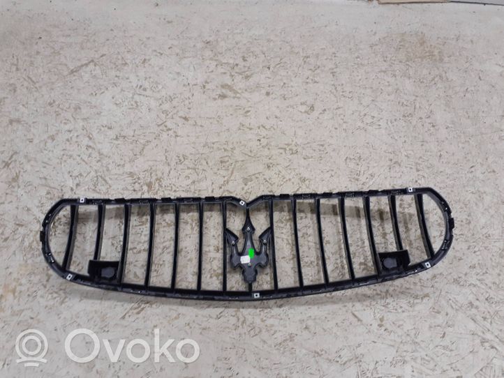 Maserati Quattroporte Maskownica / Grill / Atrapa górna chłodnicy 