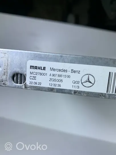 Mercedes-Benz Sprinter W907 W910 Radiatore di raffreddamento A9075001300