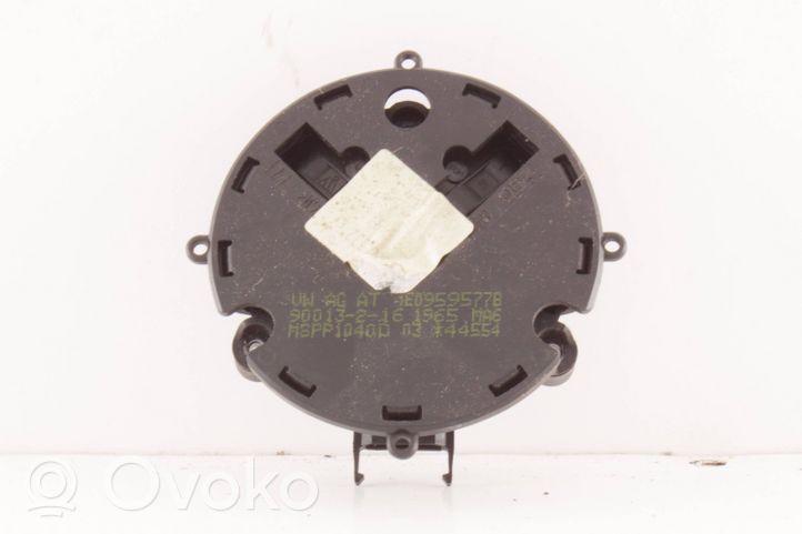 Audi A4 S4 B7 8E 8H Element lusterka bocznego drzwi 4E0959577B