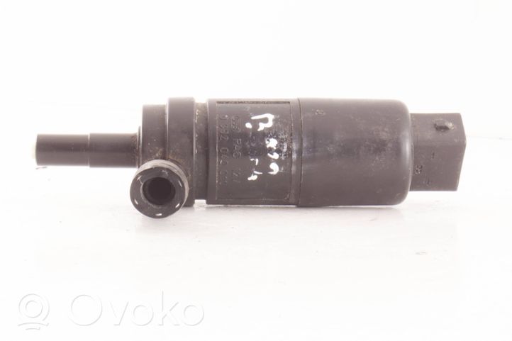 Ford Mondeo Mk III Pompa spryskiwacza lampy przedniej 0392040010