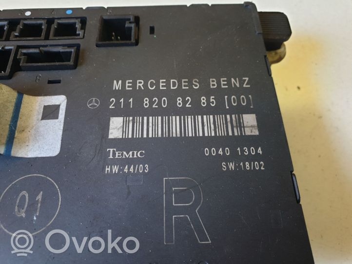 Mercedes-Benz E W211 Oven ohjainlaite/moduuli 2118208285
