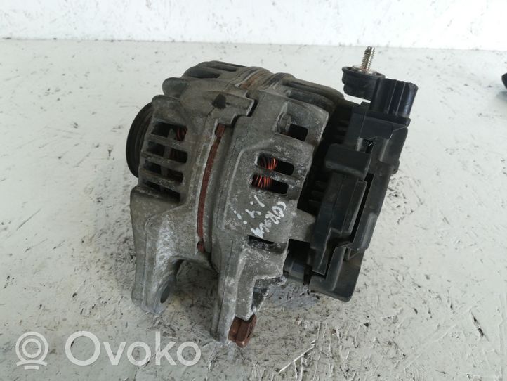 Toyota Corolla Verso AR10 Alternator 0124315024